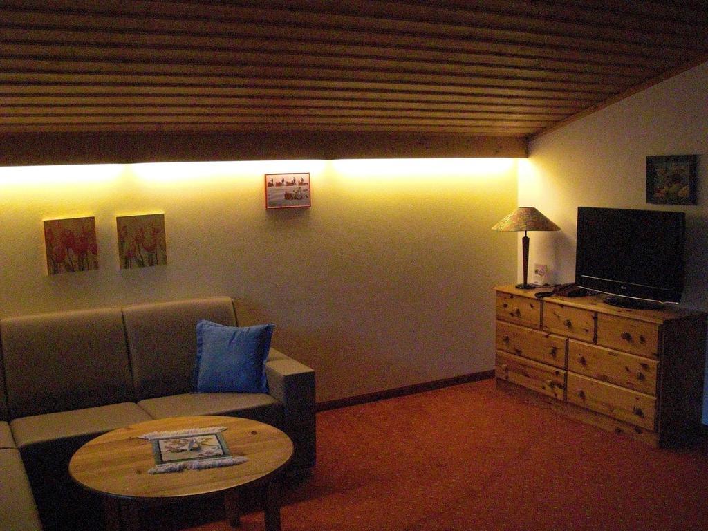 Hotel-Pension Flora ซาลบาคฮินเทอร์เกลมม์ ห้อง รูปภาพ