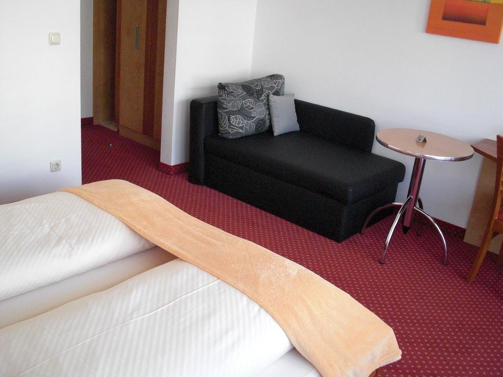 Hotel-Pension Flora ซาลบาคฮินเทอร์เกลมม์ ห้อง รูปภาพ