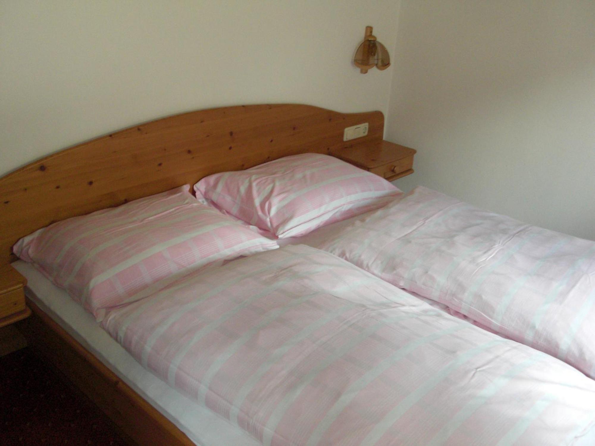 Hotel-Pension Flora ซาลบาคฮินเทอร์เกลมม์ ภายนอก รูปภาพ