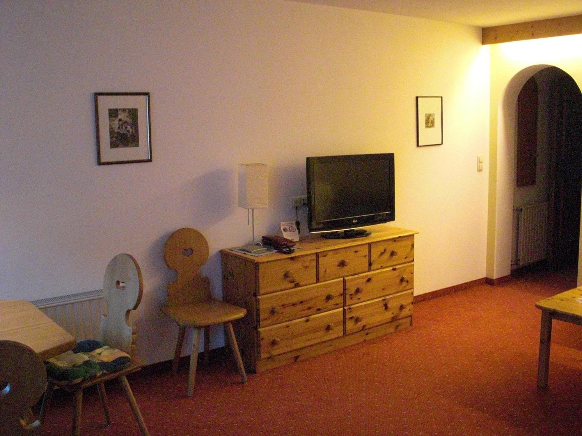 Hotel-Pension Flora ซาลบาคฮินเทอร์เกลมม์ ห้อง รูปภาพ