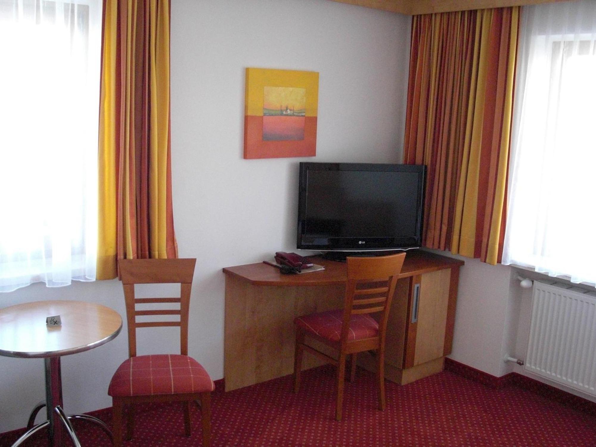 Hotel-Pension Flora ซาลบาคฮินเทอร์เกลมม์ ห้อง รูปภาพ